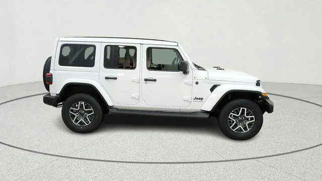 New 2026 Bright White Clear-Coat Exterior Paint Jeep Sahara image 11