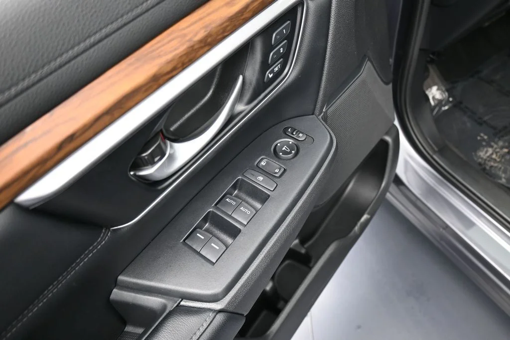 Used 2022 Gray Honda EX-L image 13
