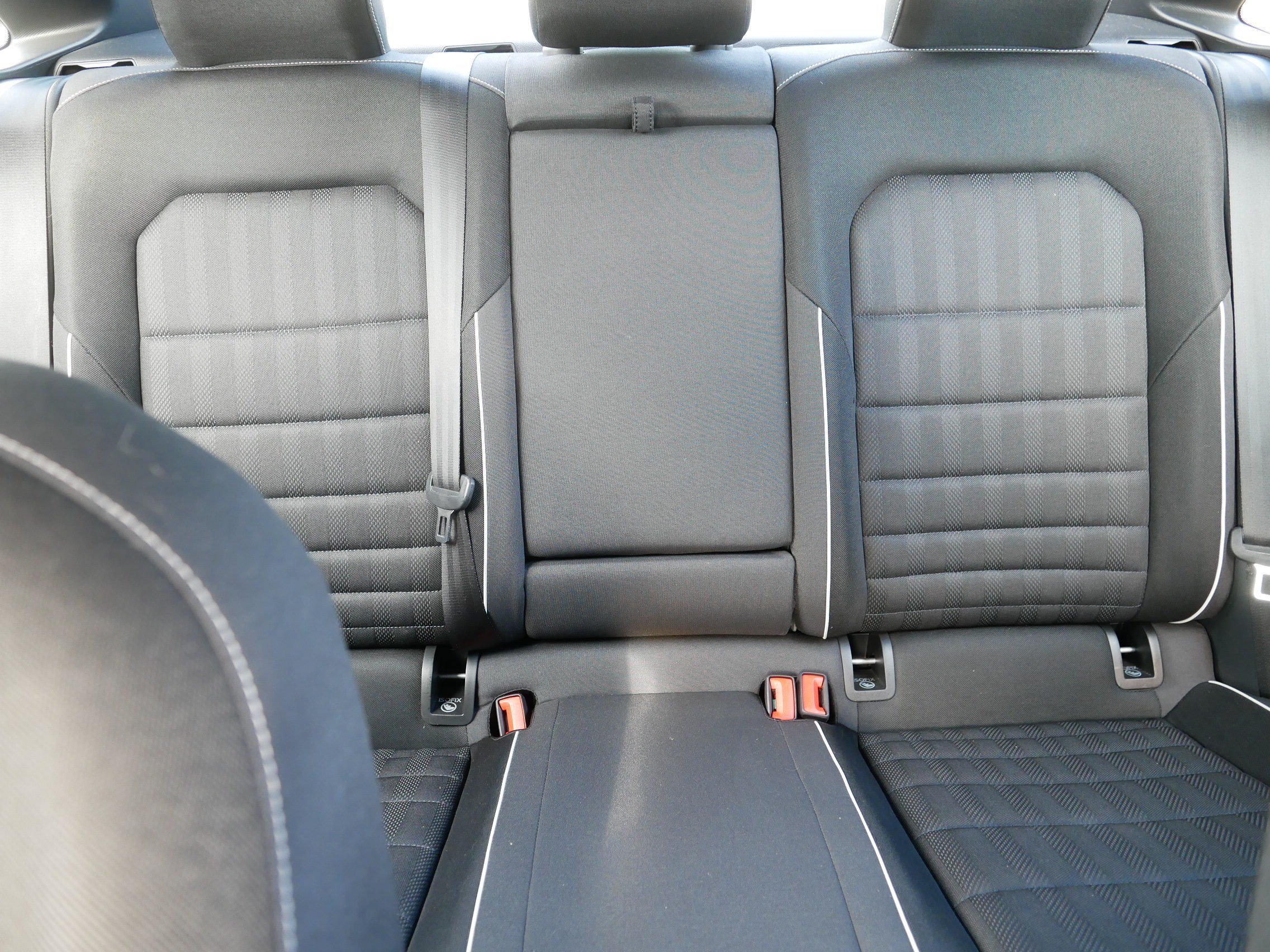 Used 2022 Pyrite Silver Metallic Volkswagen Sport image 13