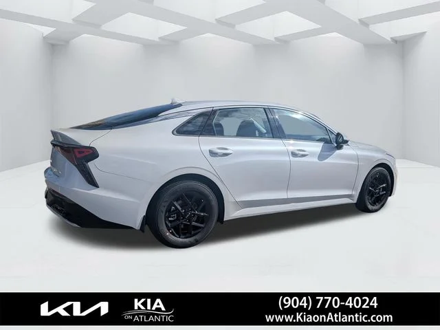 New 2026 Snow White Pearl Kia LXS FWD image 3