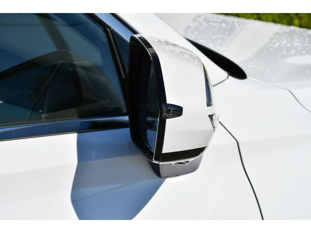 Used 2020 Hyper White Hyundai Limited image 29