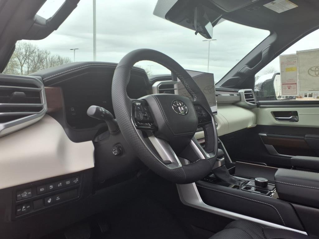 2025 Toyota Tundra Capstone - Photo 8