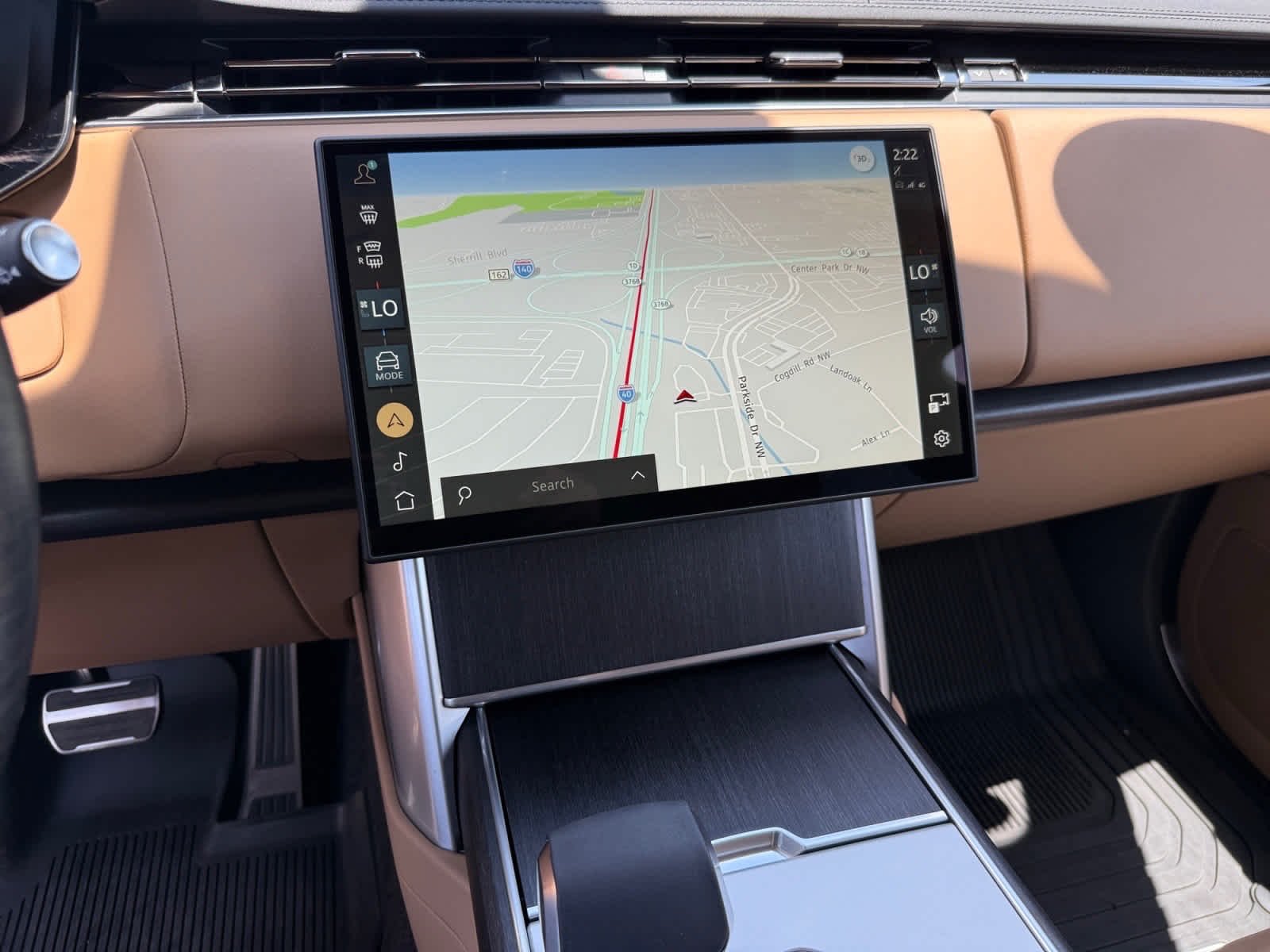 2025 Land Rover Range Rover SE - Photo 18