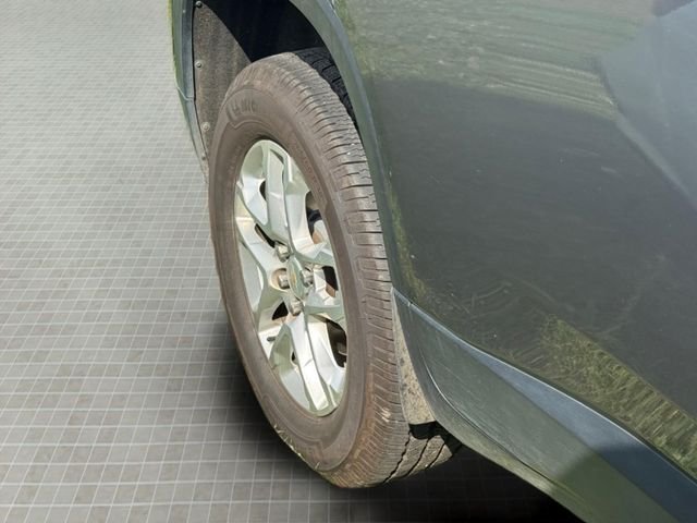 Used 2019 Gray Chevrolet LT image 13