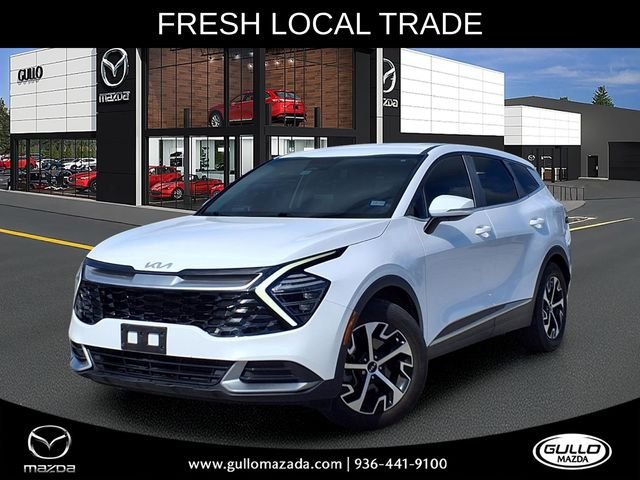 Used 2025 White Kia EX image 1