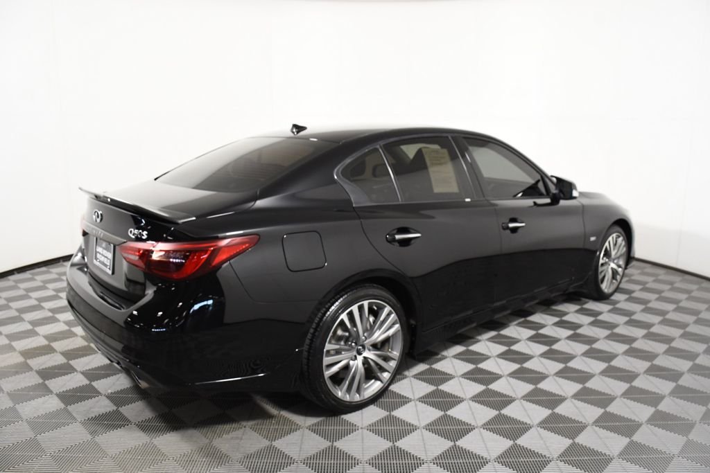 Used 2018 Black Obsidian INFINITI Sport image 7