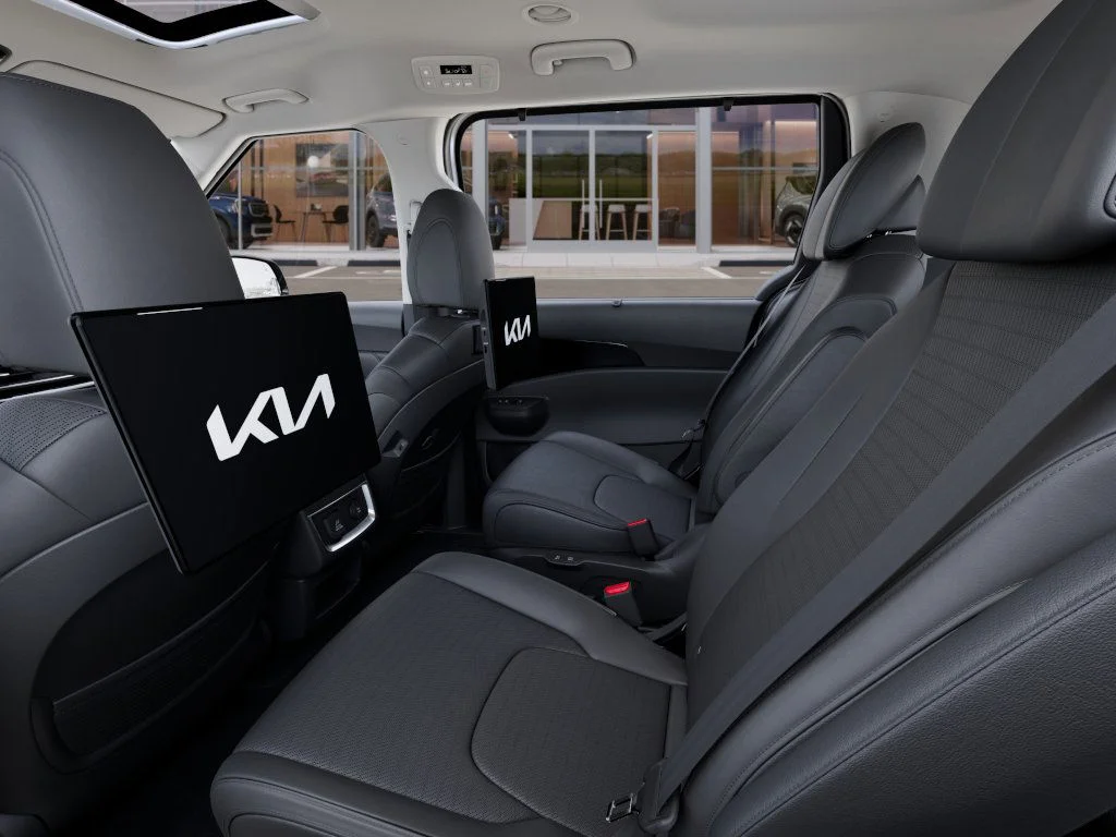 New 2026 White Kia  image 18