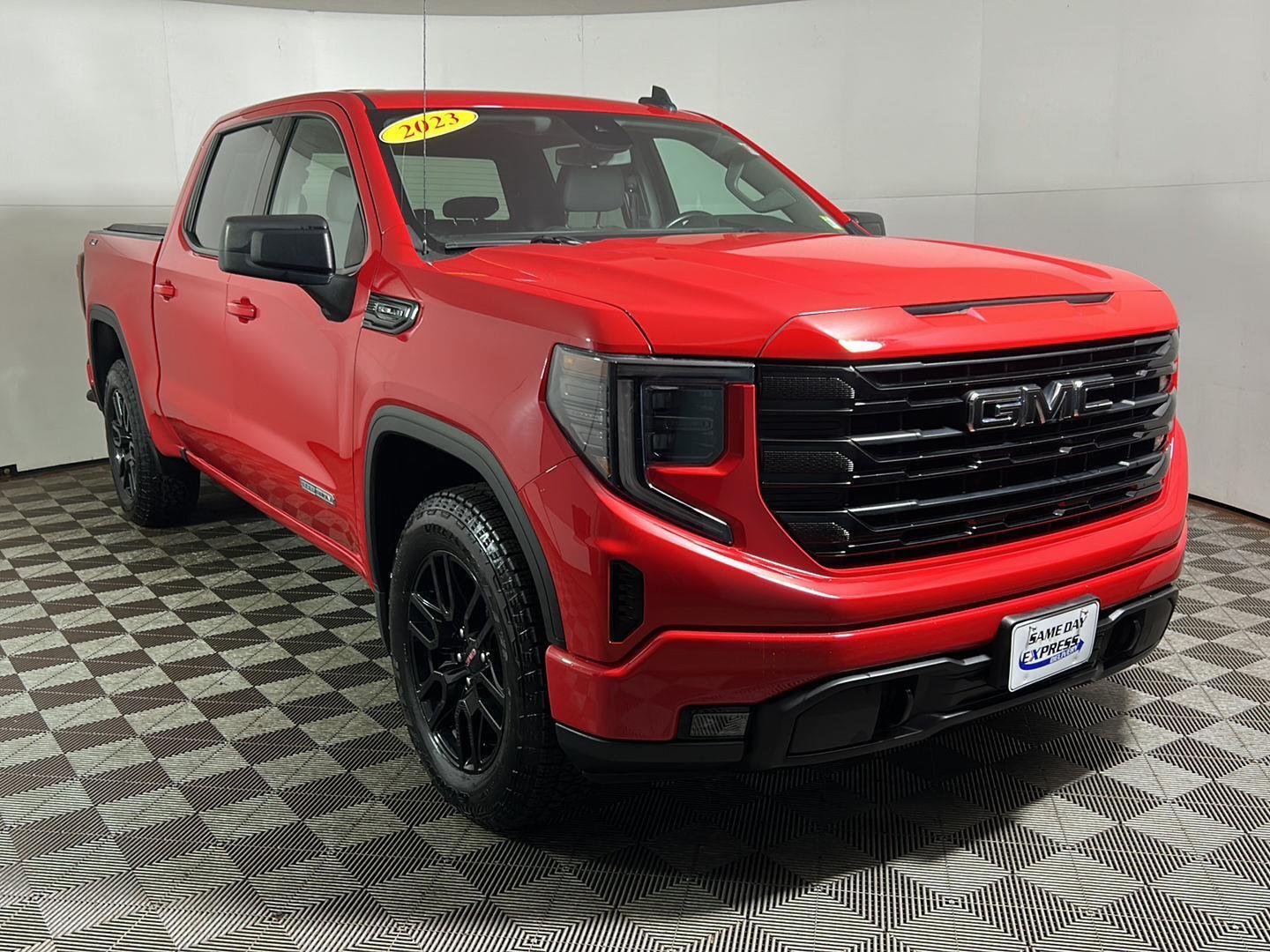 Used 2023 Cardinal Red GMC Elevation image 5