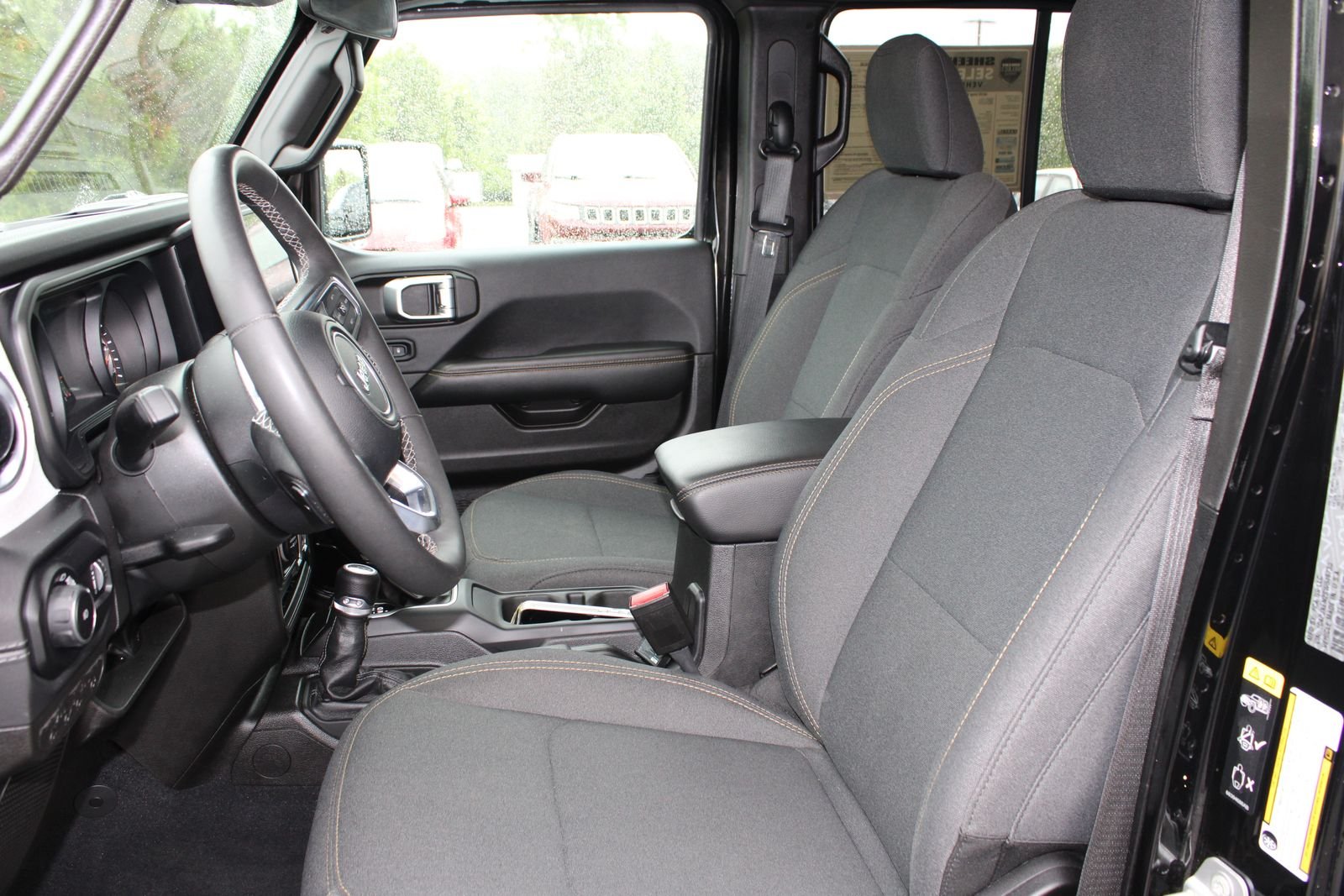 Used 2025 Black Jeep Sahara image 8