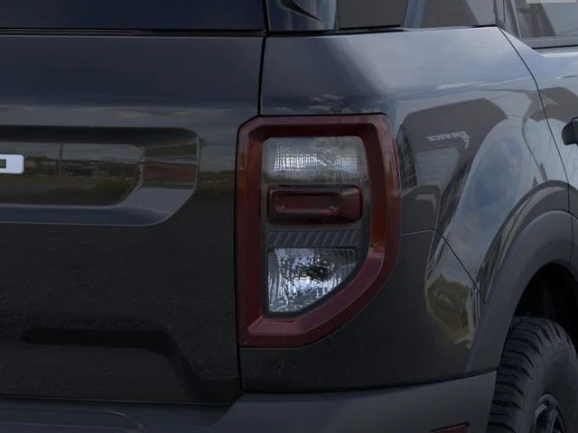 New 2026 Shadow Black Ford Badlands image 22