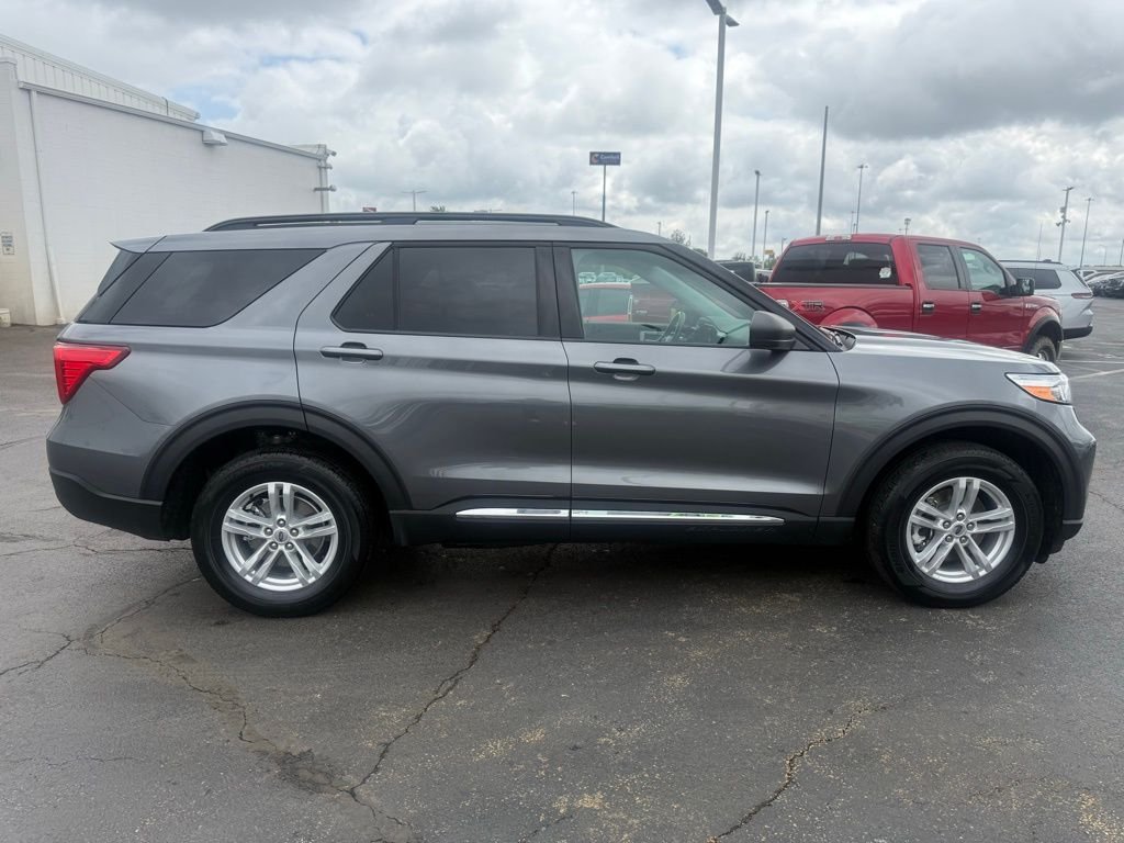 Used 2024 Gray Ford XLT image 8