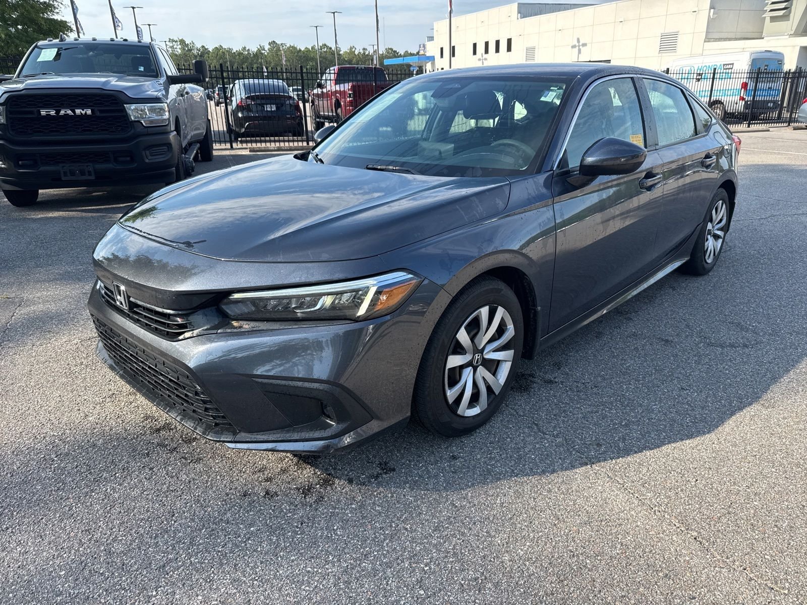 2022 Honda Civic LX CVT's photo