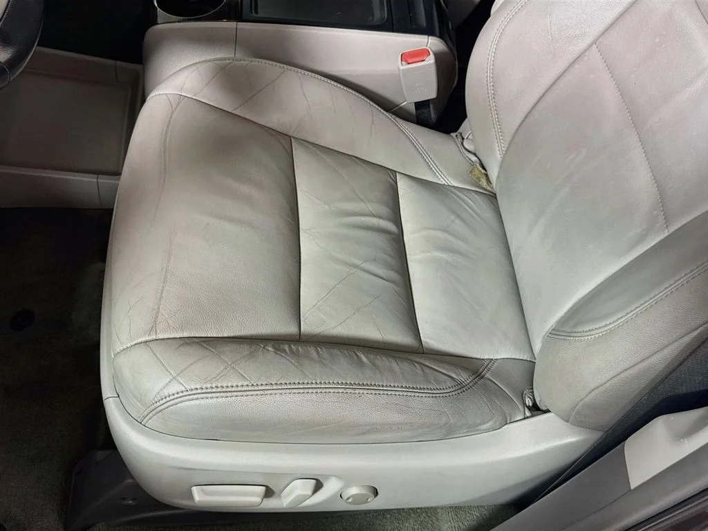 Used 2015 Predawn Gray Mica Toyota XLE Premium image 18