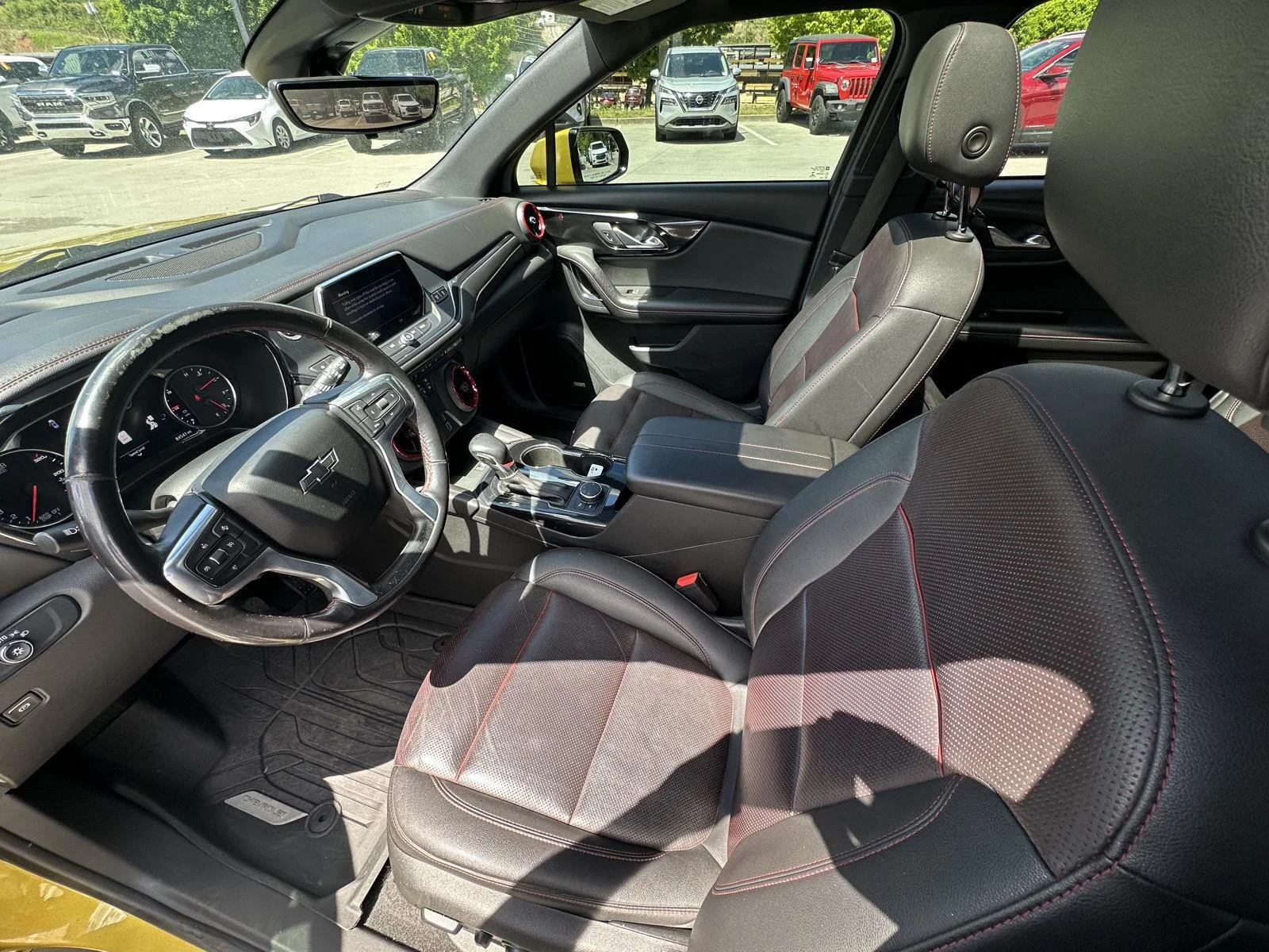 Used 2022 Nitro Yellow Metallic Chevrolet RS image 10