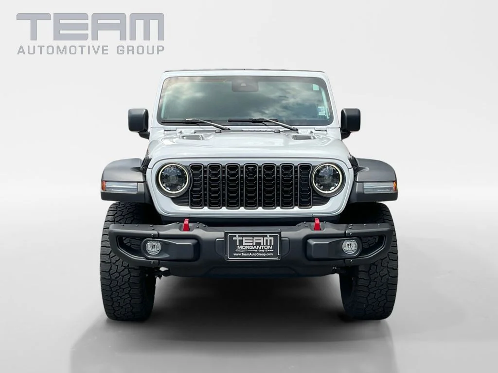 Used 2024 White Jeep Rubicon image 2
