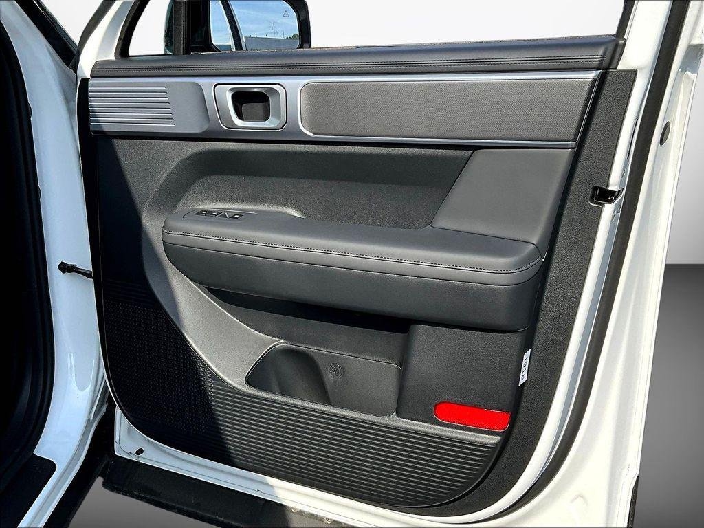 New 2026 White Hyundai XRT AWD image 32