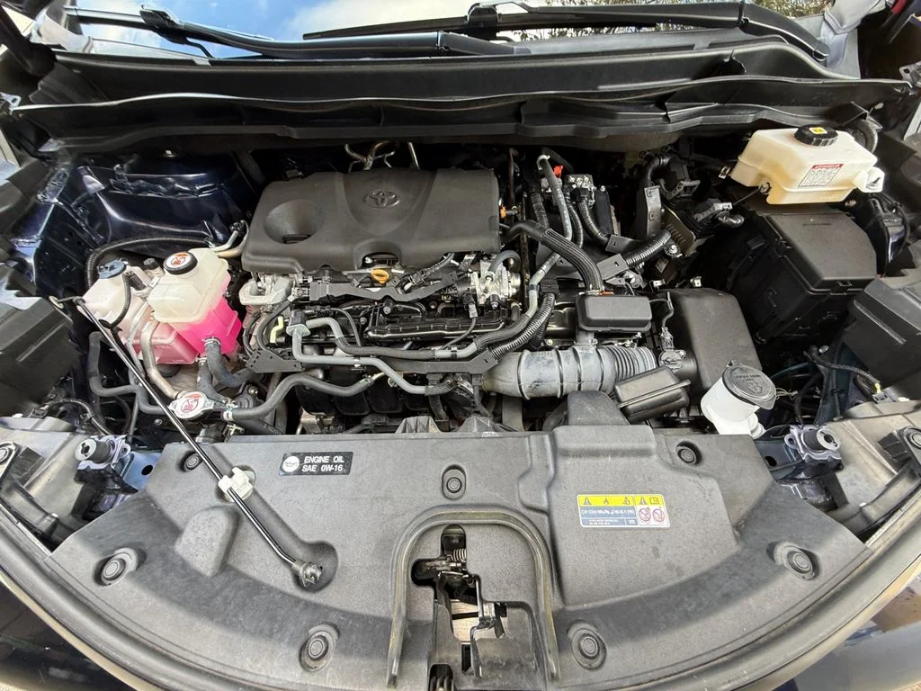 Used 2022  Toyota LE image 20