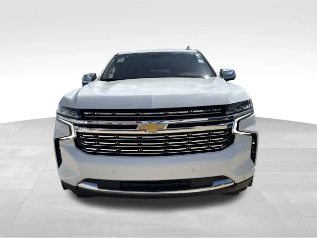 Used 2022 White Chevrolet Premier image 4