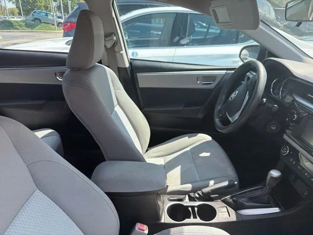 Used 2016 Super White Toyota LE image 11