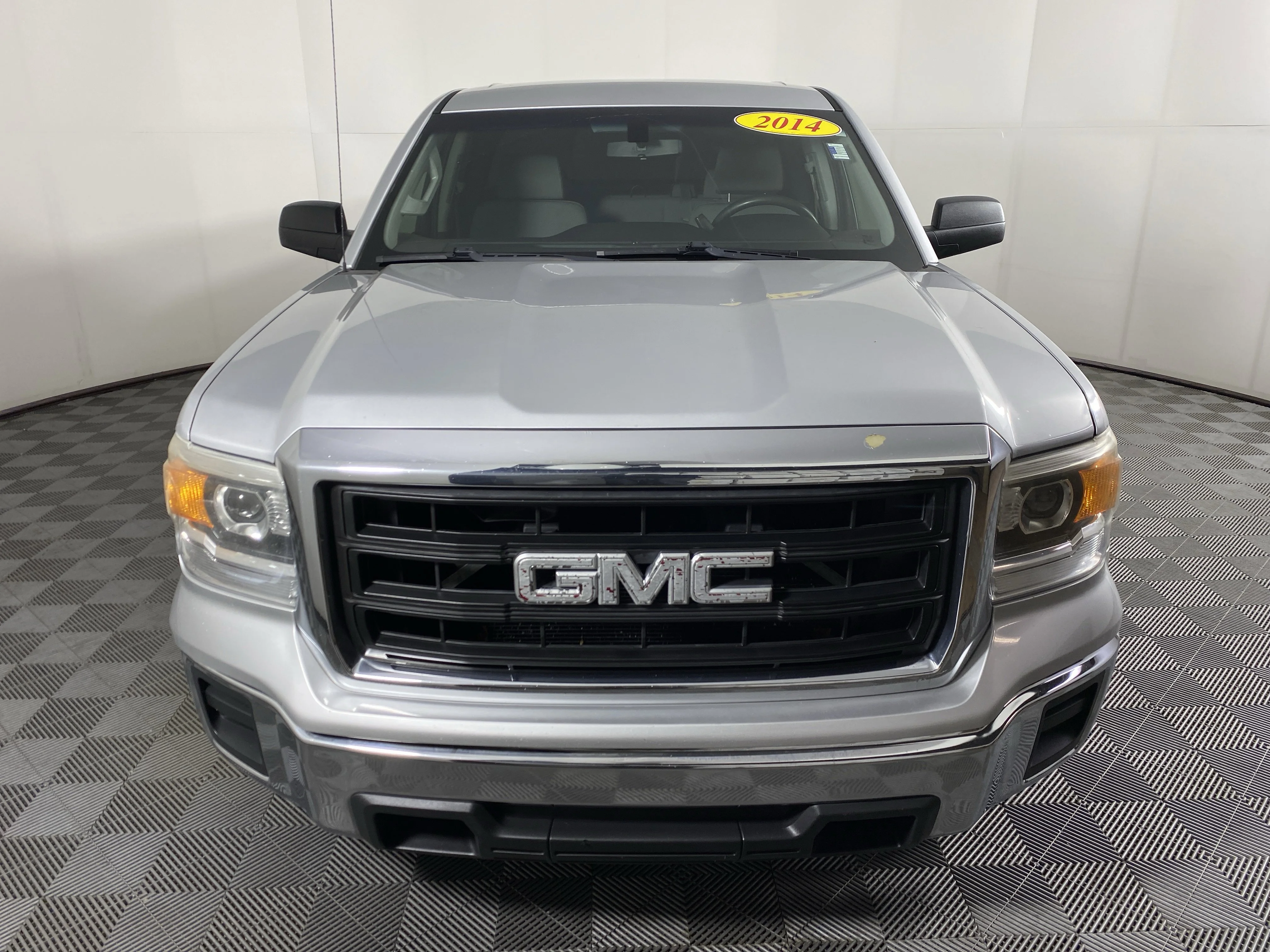 Used 2014 Quicksilver Metallic GMC Base image 6