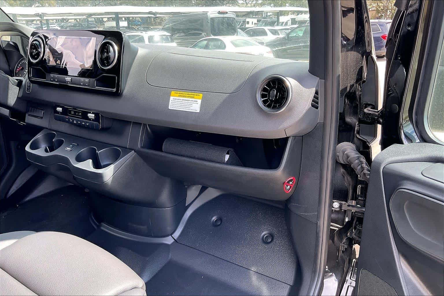 2024 Mercedes-Benz Sprinter Cargo Van Base - Photo 17