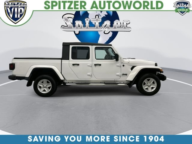 Used 2022 White Jeep Sport image 10