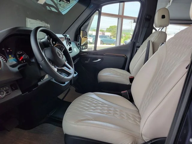 New 2021 Gray Mercedes-Benz Cargo 170 WB image 17