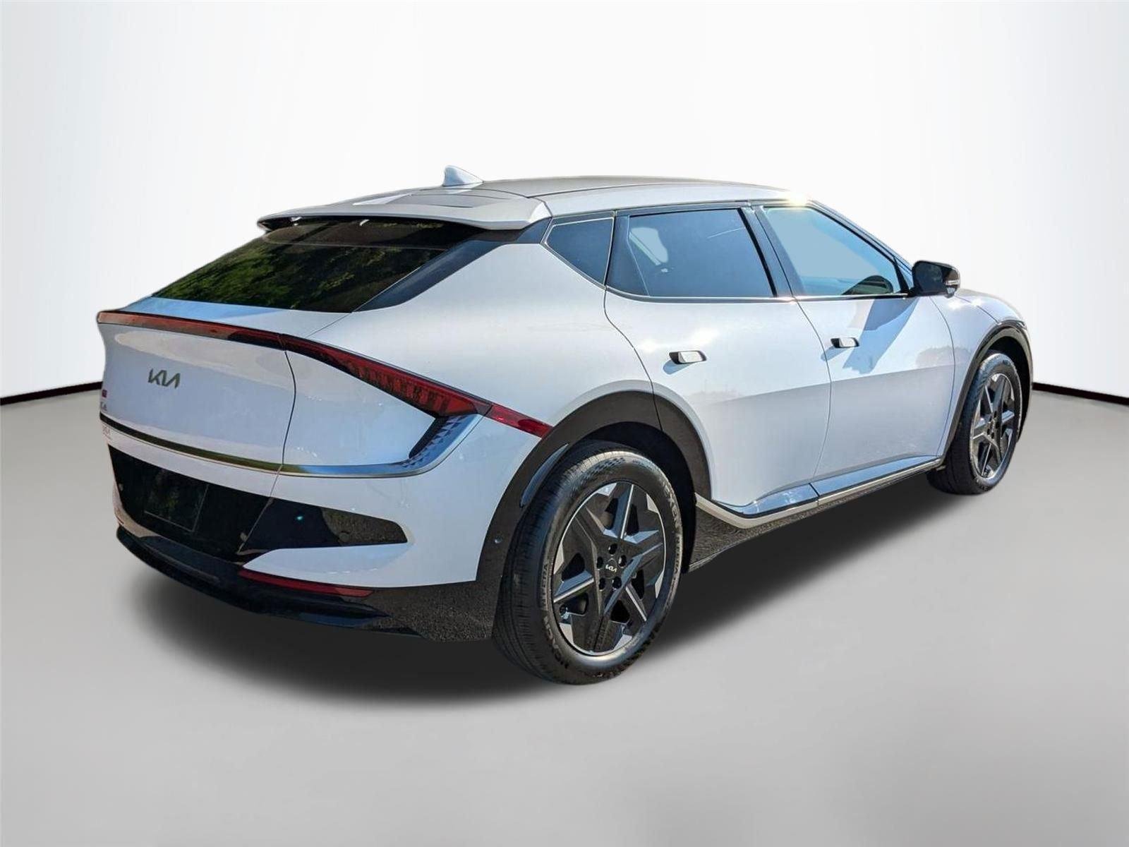 New 2025 Glacier White Pearl Kia Wind image 7