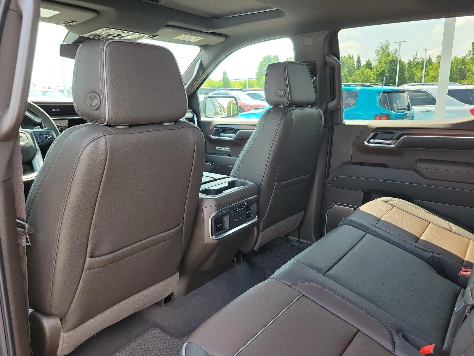 2026 GMC Sierra 1500 Denali - Photo 10