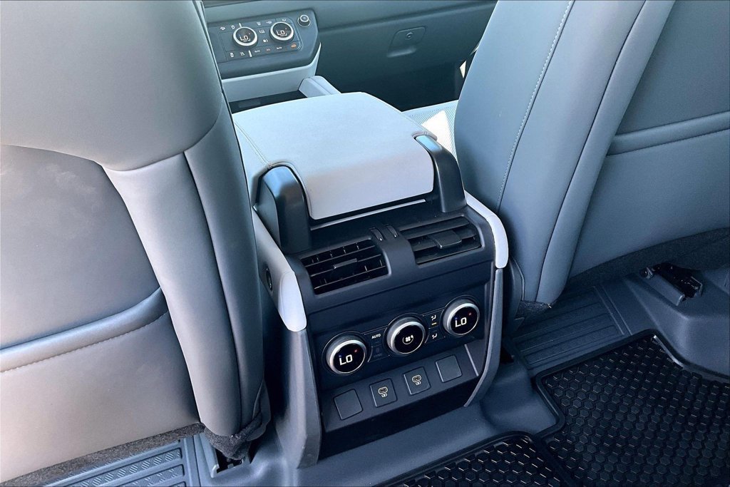 Used 2025 Black Land Rover S image 24