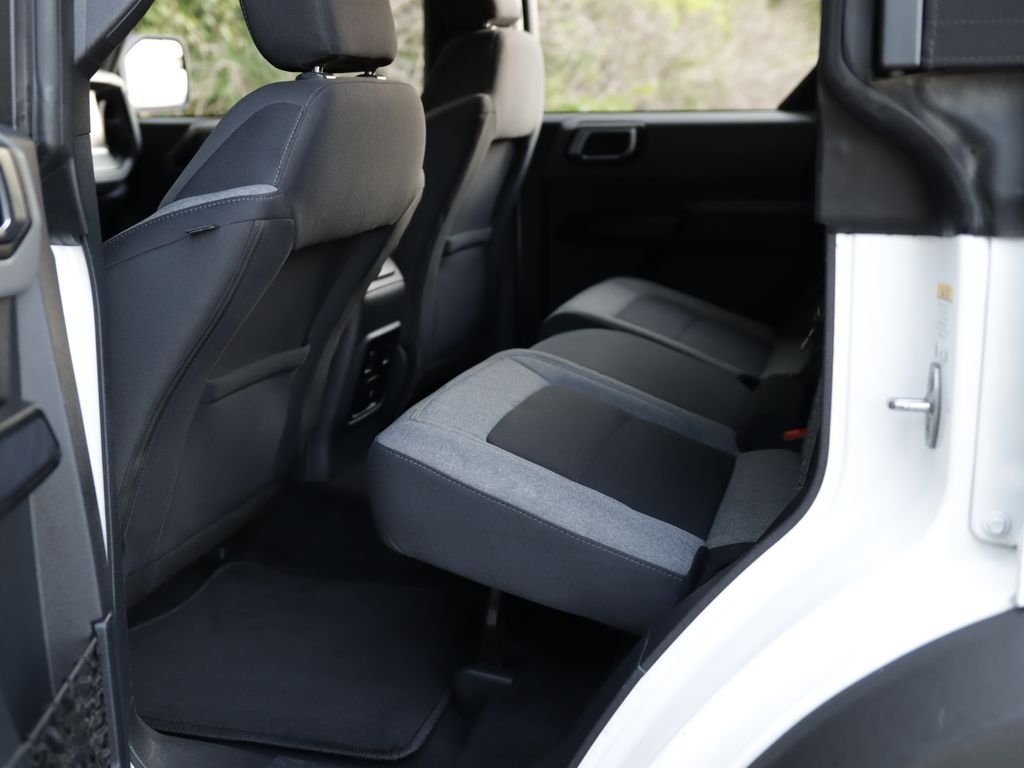 Used 2022 White Ford Base image 25