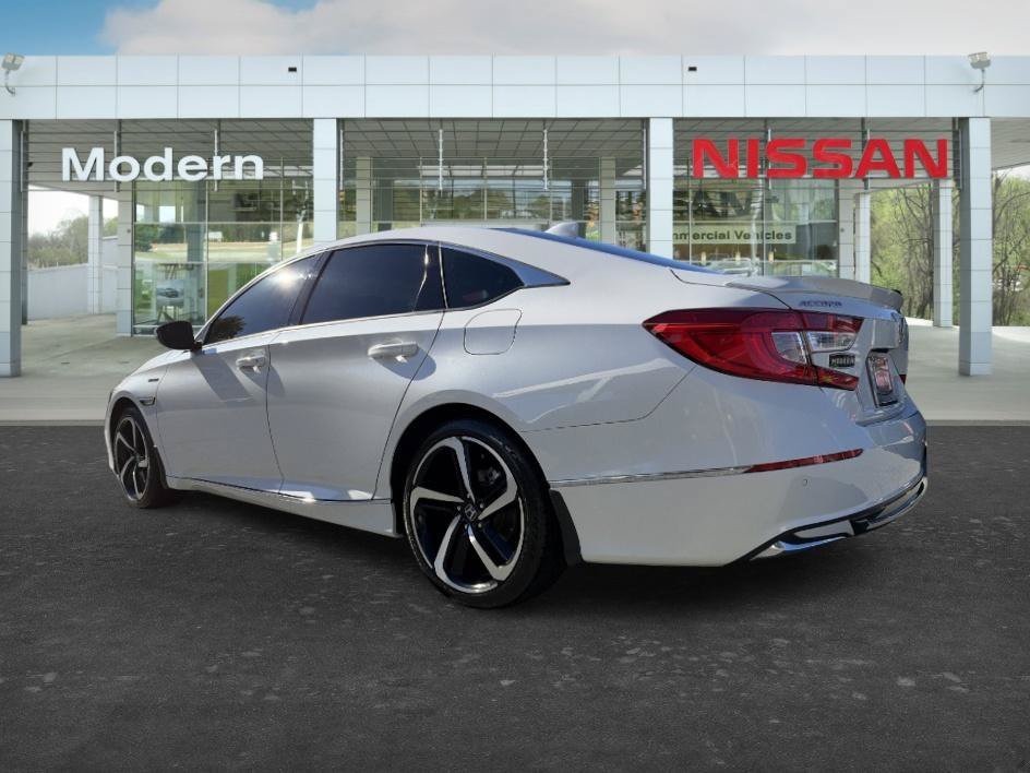 Used 2021 Platinum White Pearl Honda EX image 4
