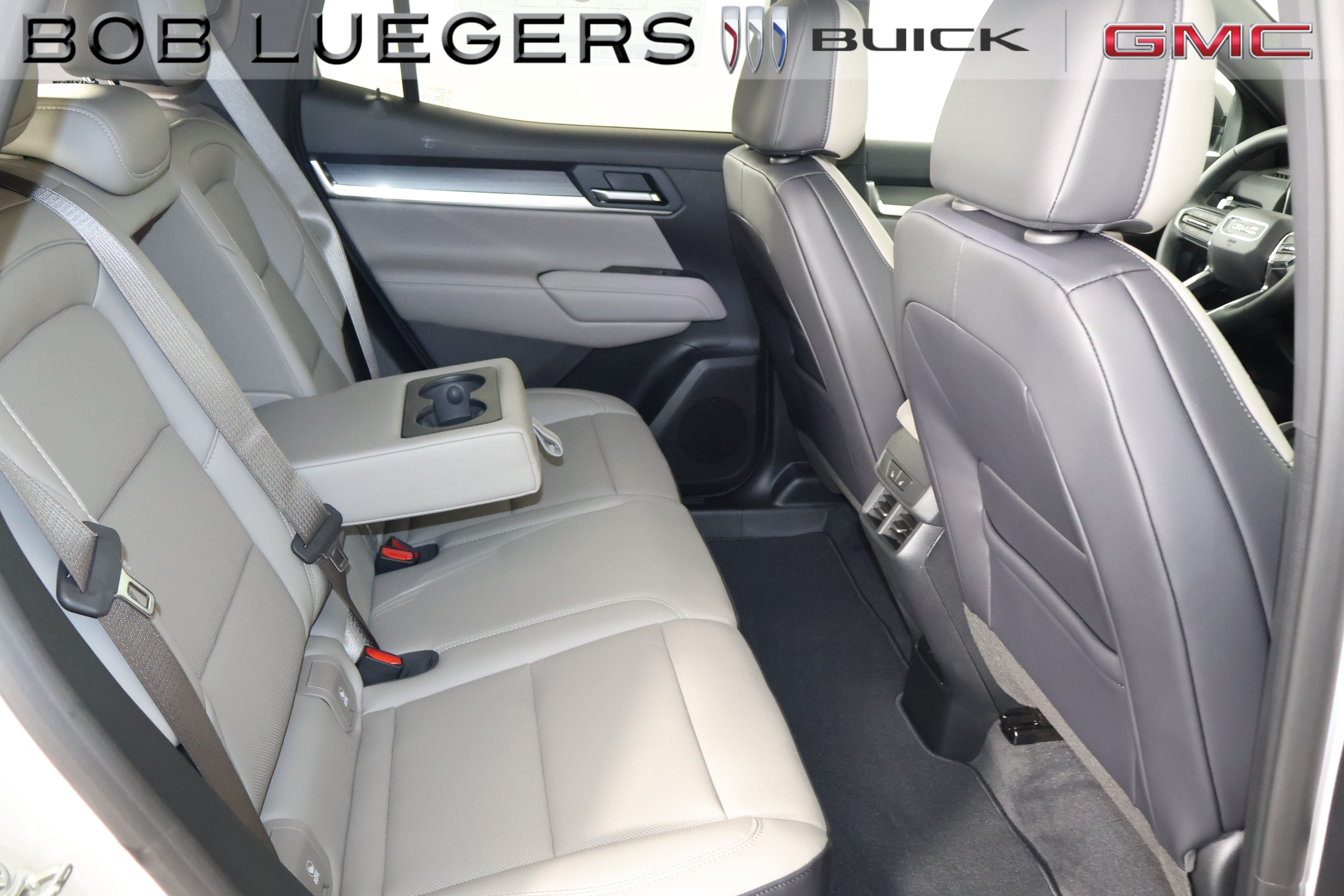 2027 GMC Terrain Elevation - Photo 17