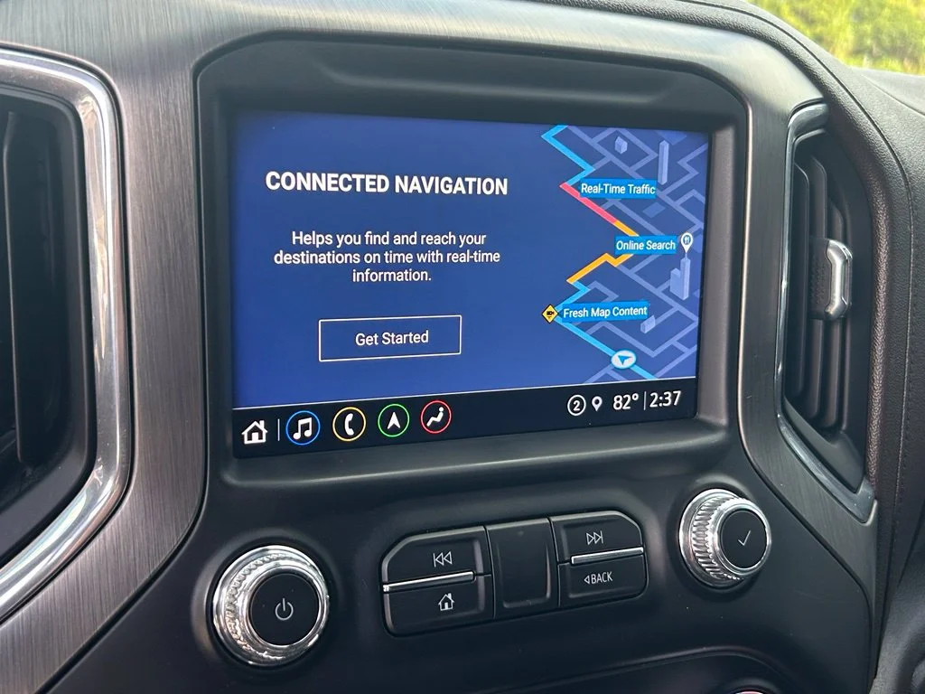 Used 2021 White Frost GMC Denali image 12