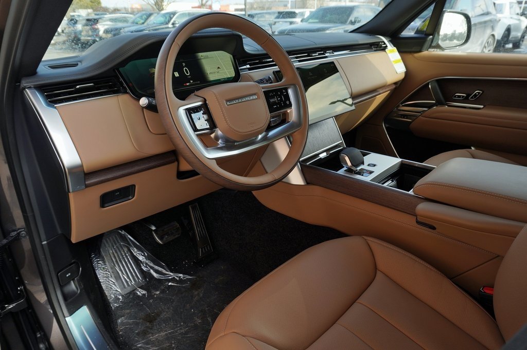 2025 LAND ROVER RANGE ROVER - Image 13