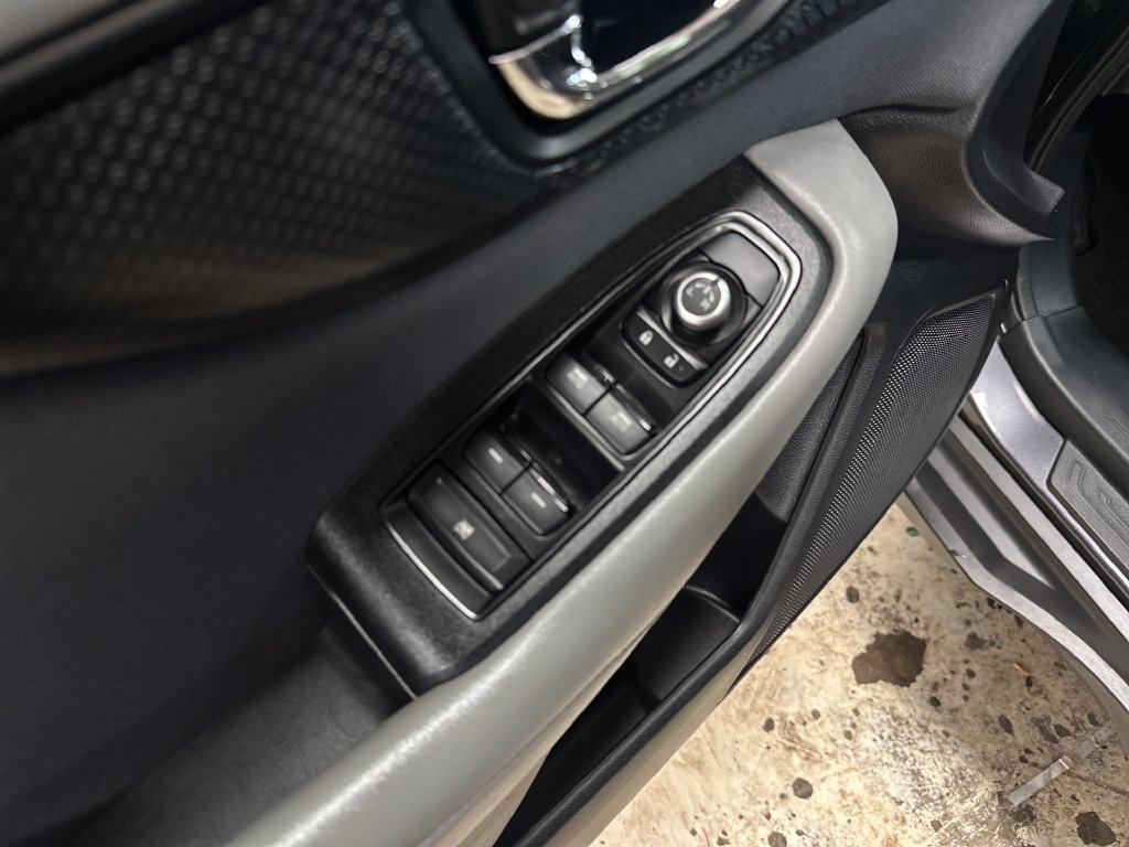 Certified Used 2022 Gray Subaru Premium image 17