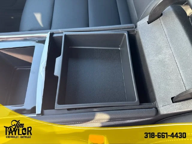 New 2027 Polar White Tricoat Chevrolet LT image 29
