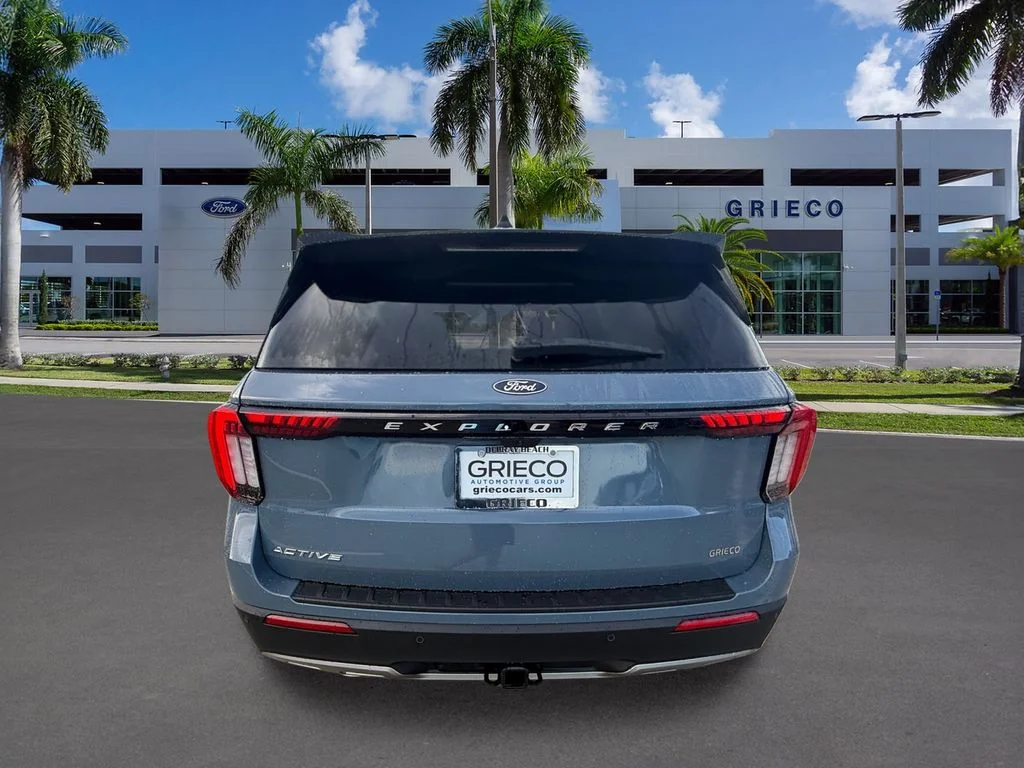 New 2027 Vapor Blue Metallic Ford Active image 6