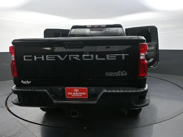Used 2020 Black Chevrolet High Country image 44