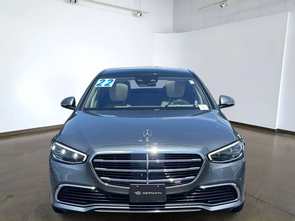 Used 2022 Selenite Gray Metallic Mercedes-Benz S 580 image 2
