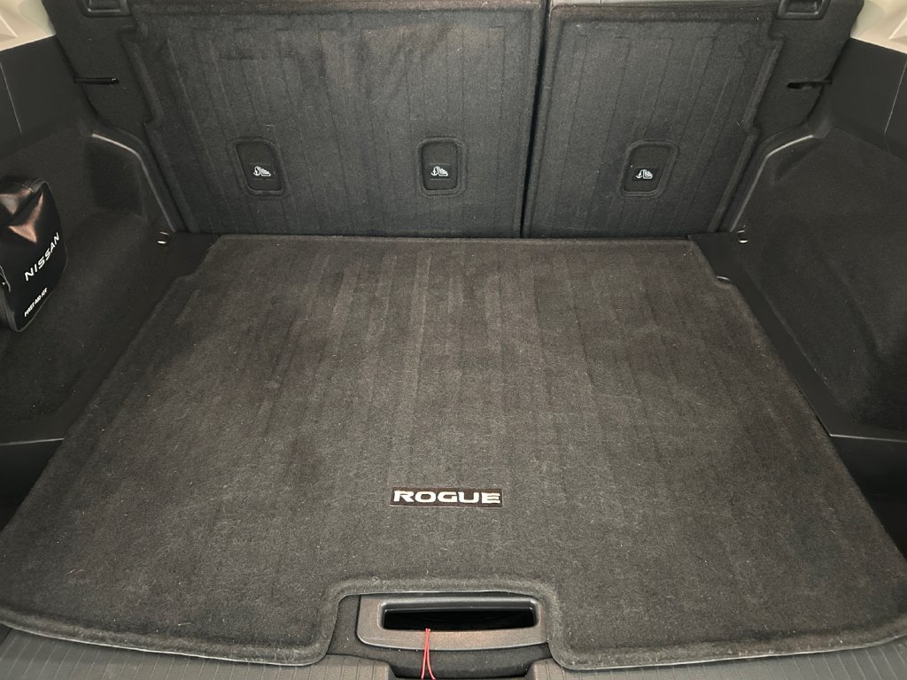 Used 2023 Gray Nissan SV image 25