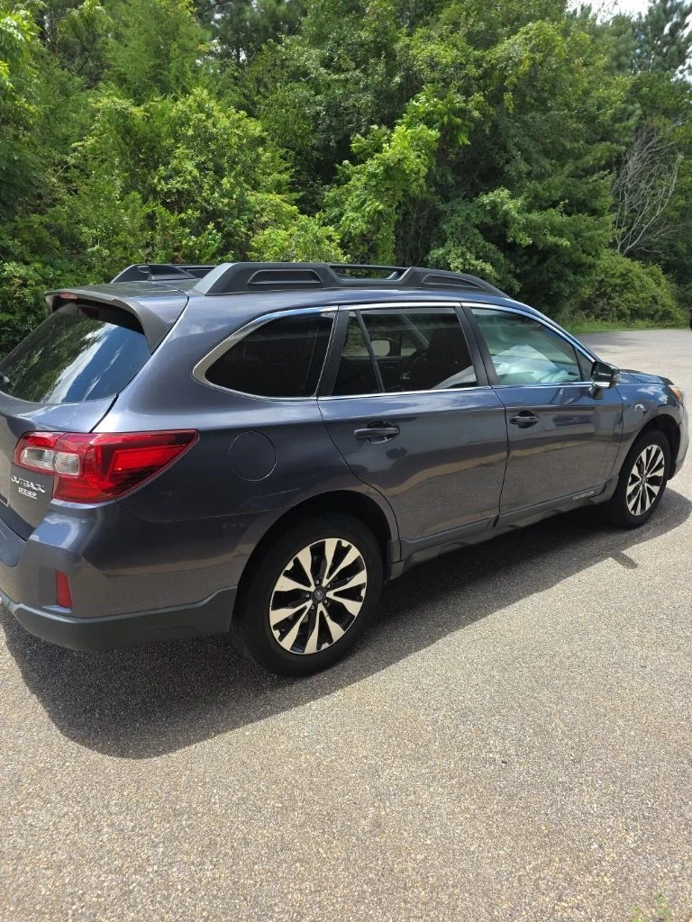 Used 2016 Gray Subaru 2.5i image 5