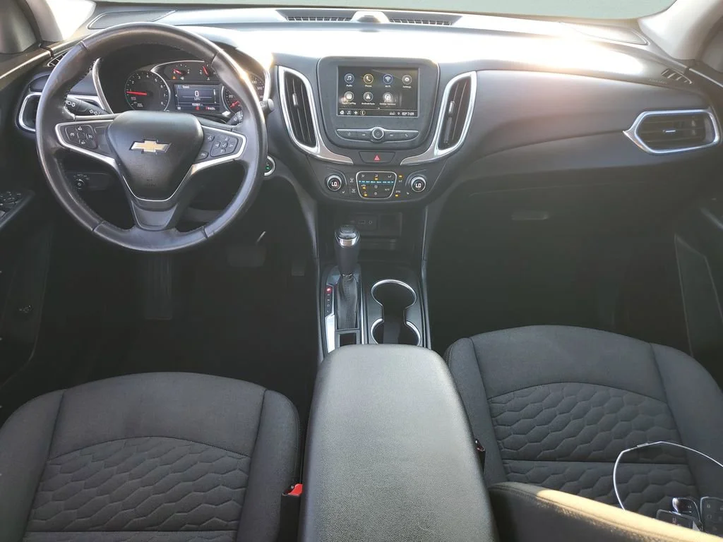 Used 2019 IRIDESCENT PEARL TRICOAT Chevrolet LT image 11