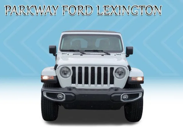 Used 2023 White Jeep Overland image 8