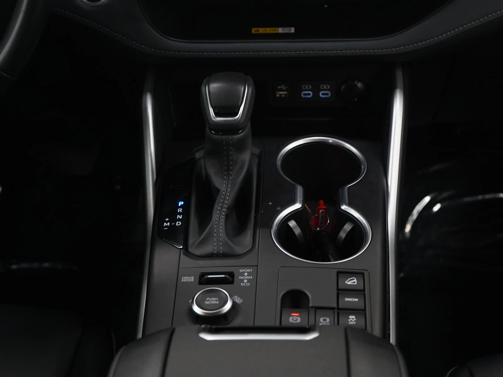 Used 2025 Black Toyota XSE AWD (Natl) image 17