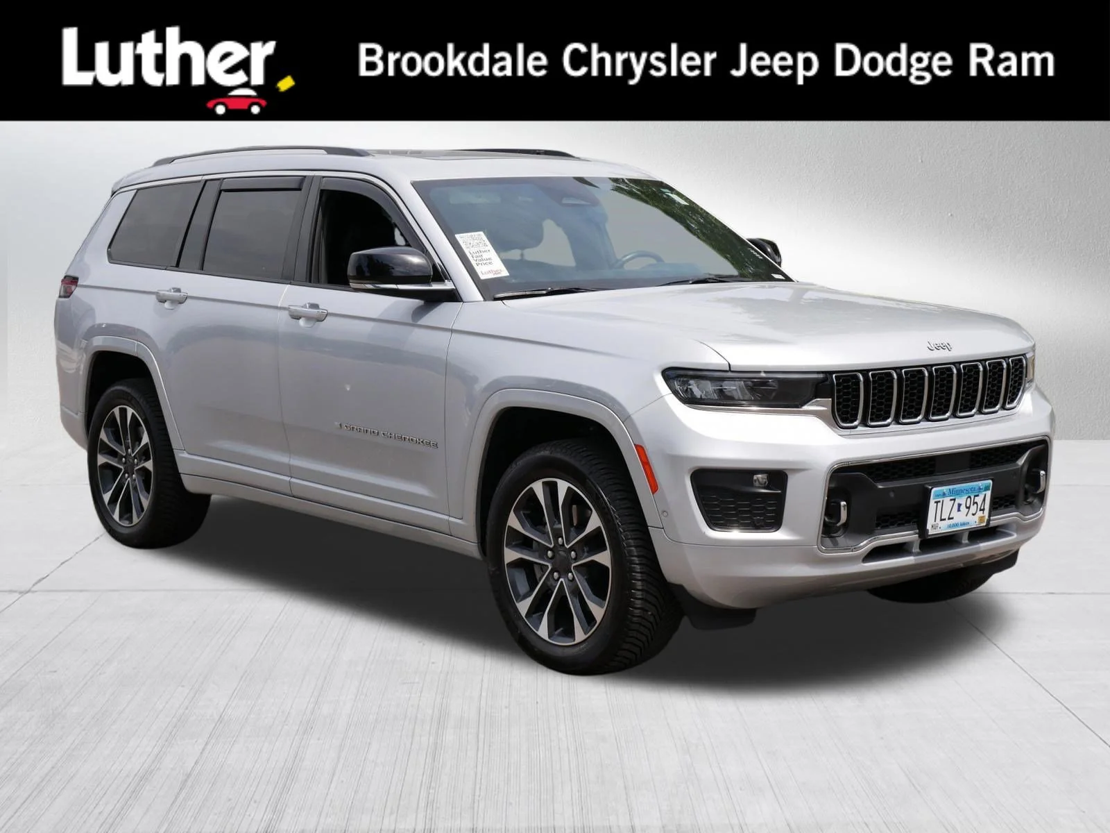 2022 Jeep Grand Cherokee L Overland 4x4's photo