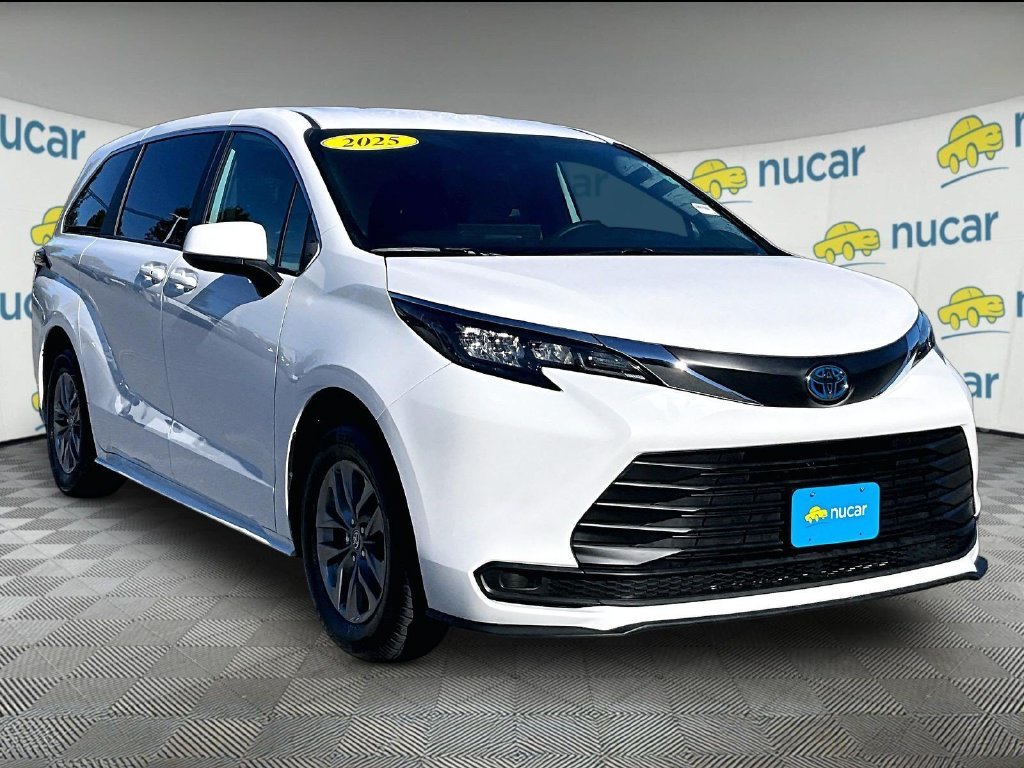 2025 Toyota Sienna