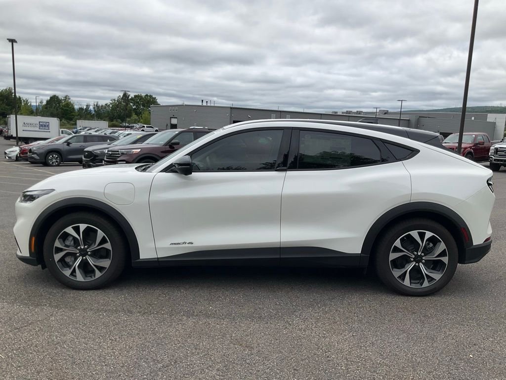 2025 Ford Mustang Mach-E Select - Photo 28