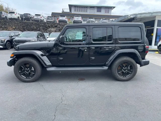 Used 2023 Black Jeep Altitude image 3