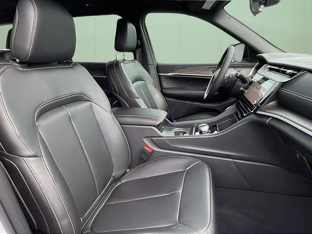 New 2026 White/off-white Jeep Limited image 44